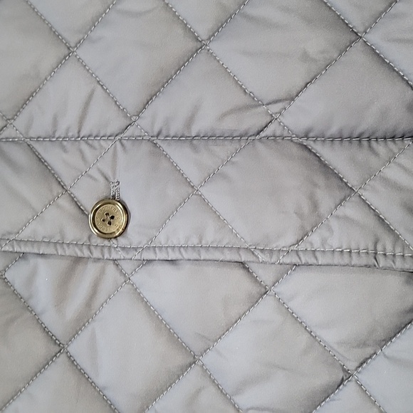 Brooks Brothers 346 Size L Quilted Zip/Button Closure Hidden Hood Jacket, EUC - Picture 5 of 13